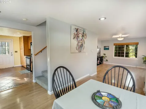 15096 Glen Oak Road Oregon City OR 97045