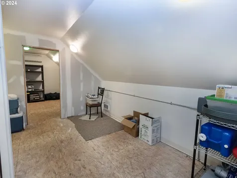 15096 Glen Oak Road Oregon City OR 97045