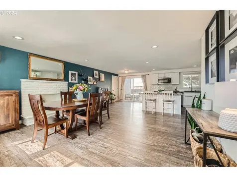 391 Se 35th Court Hillsboro OR 97123