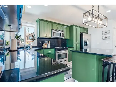 16532 NE 42nd Street Vancouver WA 98682