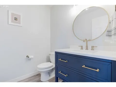 16532 NE 42nd Street Vancouver WA 98682