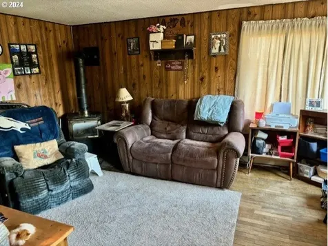 517 1/2 SW 13th Street Pendleton OR 97801