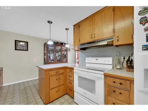 85526 Jasper Park Road Pleasant Hill OR 97455