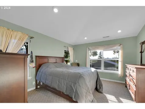85526 Jasper Park Road Pleasant Hill OR 97455
