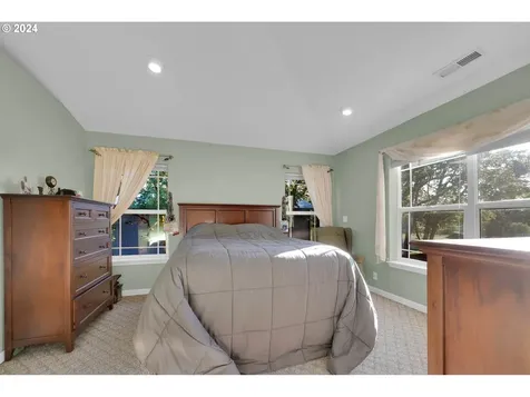 85526 Jasper Park Road Pleasant Hill OR 97455