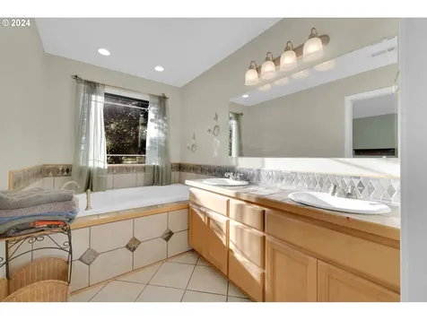 85526 Jasper Park Road Pleasant Hill OR 97455