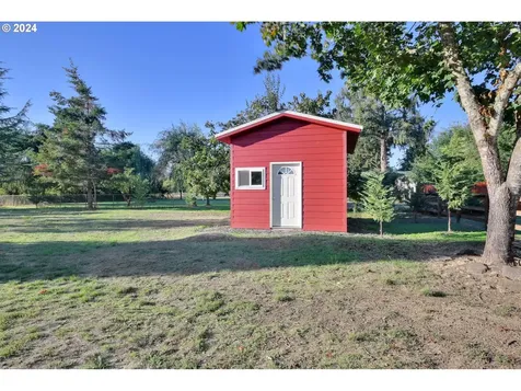 85526 Jasper Park Road Pleasant Hill OR 97455