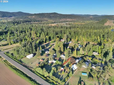 85526 Jasper Park Road Pleasant Hill OR 97455