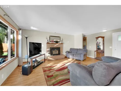 85526 Jasper Park Road Pleasant Hill OR 97455