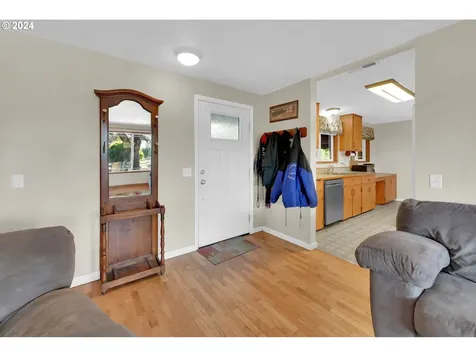 85526 Jasper Park Road Pleasant Hill OR 97455
