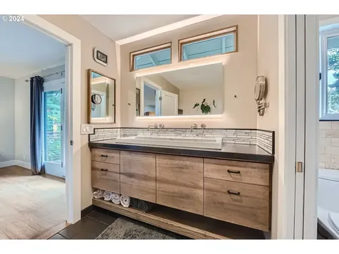 6980 SW Laber Road Portland OR 97225
