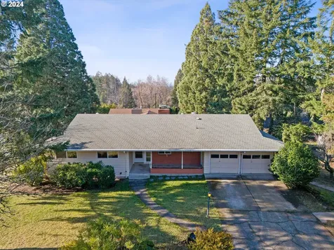 935 SW 84th Avenue Portland OR 97225