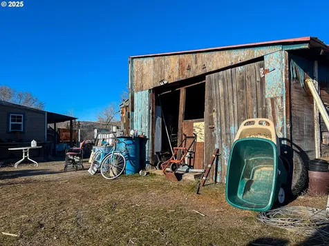 53211 Highway 26 Mount Vernon OR 97865