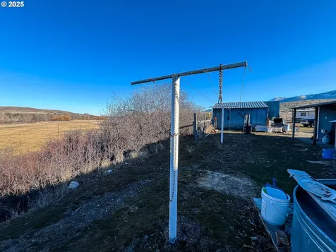 53211 Highway 26 Mount Vernon OR 97865
