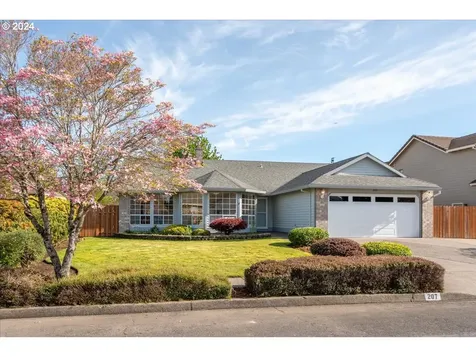 207 Ne 27th Street Gresham OR 97030