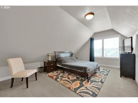 2190 Ridgeway Drive Eugene OR 97401