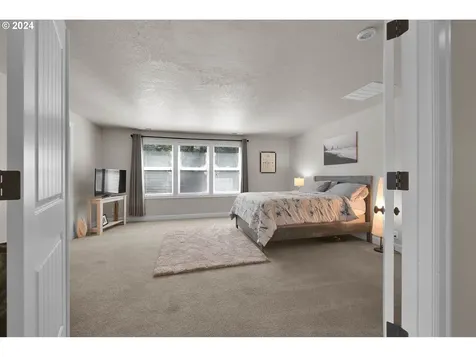2190 Ridgeway Drive Eugene OR 97401