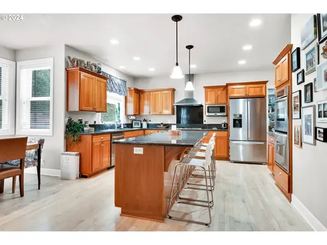 2190 Ridgeway Drive Eugene OR 97401