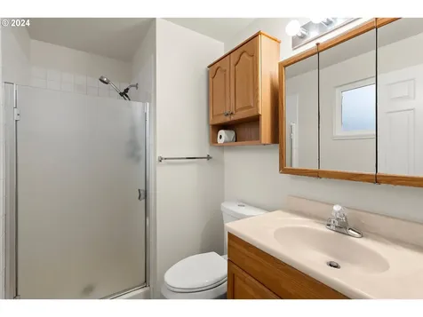 2435 NE Juniper Avenue Gresham OR 97030