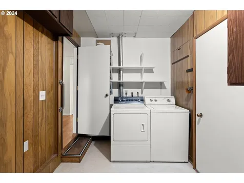 2435 NE Juniper Avenue Gresham OR 97030