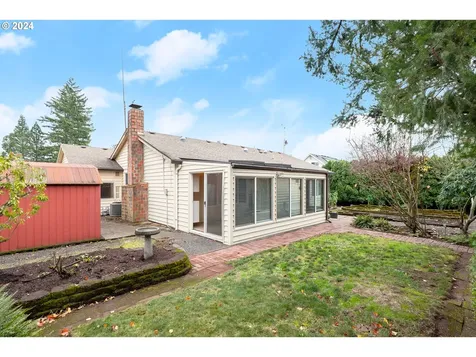 2435 NE Juniper Avenue Gresham OR 97030