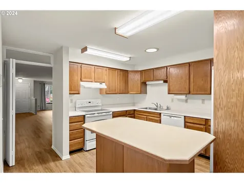 2435 NE Juniper Avenue Gresham OR 97030