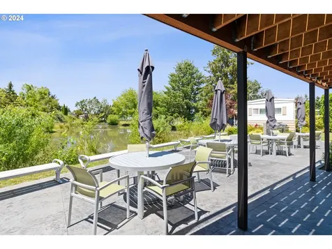 570 N 10th Avenue Cornelius OR 97113