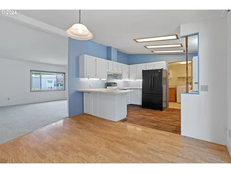 570 N 10th Avenue Cornelius OR 97113
