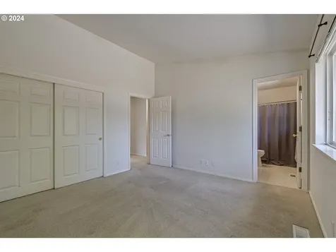 355 Reuter Lane Forest Grove OR 97116