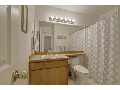 355 Reuter Lane Forest Grove OR 97116