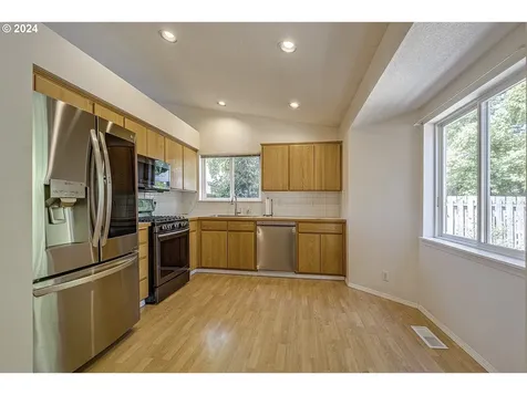 355 Reuter Lane Forest Grove OR 97116