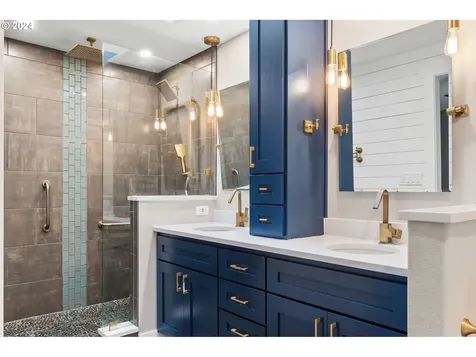 15071 Pebble Beach Drive Oregon City OR 97045