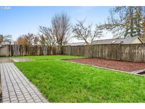 15071 Pebble Beach Drive Oregon City OR 97045