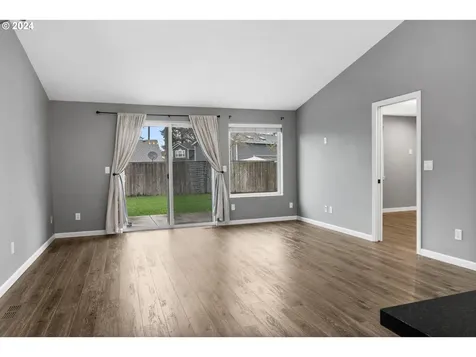15071 Pebble Beach Drive Oregon City OR 97045
