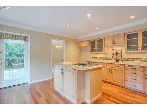 12800 SE 24th Street Vancouver WA 98683