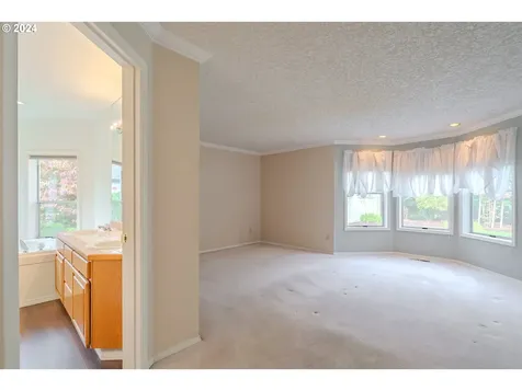 12800 SE 24th Street Vancouver WA 98683