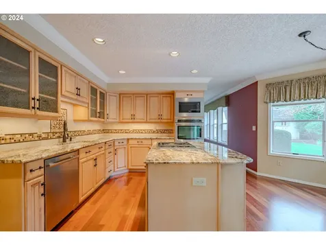 12800 SE 24th Street Vancouver WA 98683