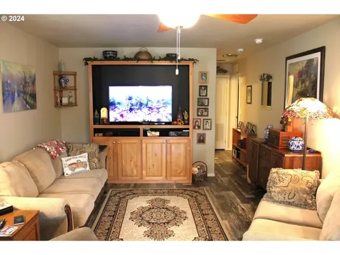 160 Wanda Court Myrtle Creek OR 97457