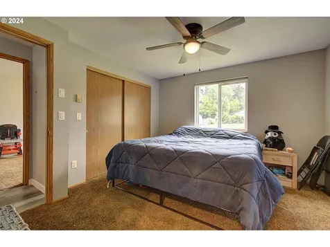 210 E Clark Street Yacolt WA 98675
