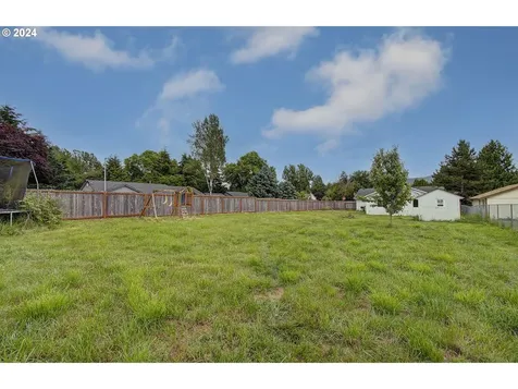 210 E Clark Street Yacolt WA 98675