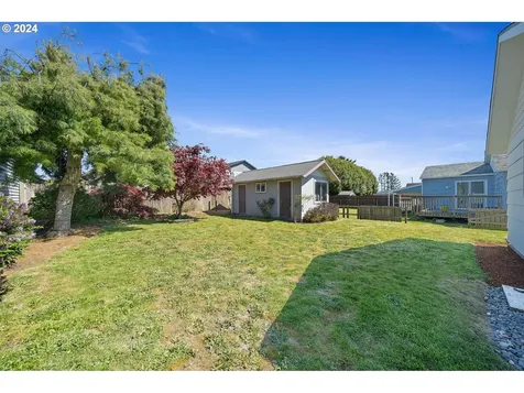 507 Cedar Avenue Tillamook OR 97141