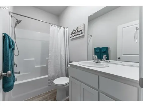 1334 Se Golden Chain Avenue Dallas OR 97338