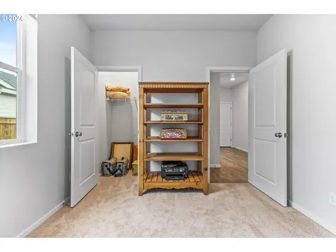 1334 Se Golden Chain Avenue Dallas OR 97338