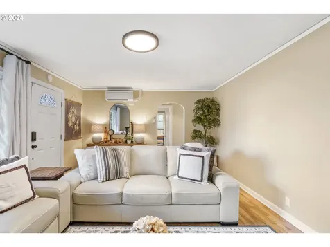 2070 Fairway Loop Eugene OR 97401