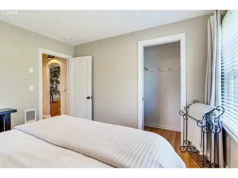 2070 Fairway Loop Eugene OR 97401