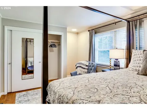 2070 Fairway Loop Eugene OR 97401