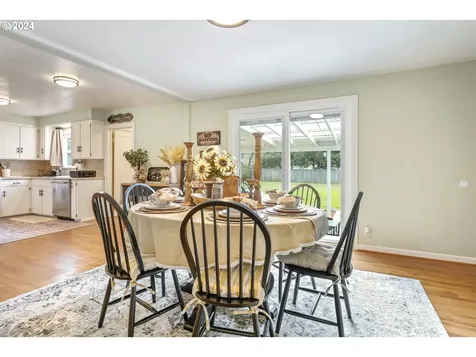 2070 Fairway Loop Eugene OR 97401