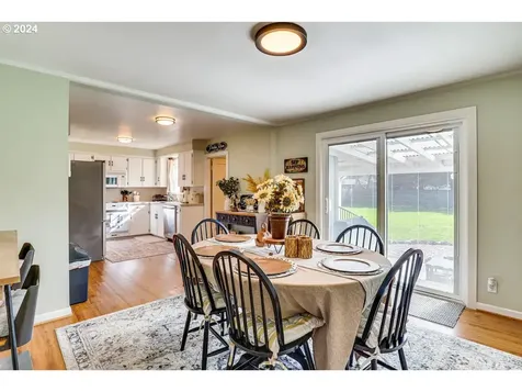 2070 Fairway Loop Eugene OR 97401