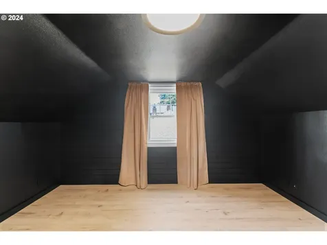 2070 Fairway Loop Eugene OR 97401
