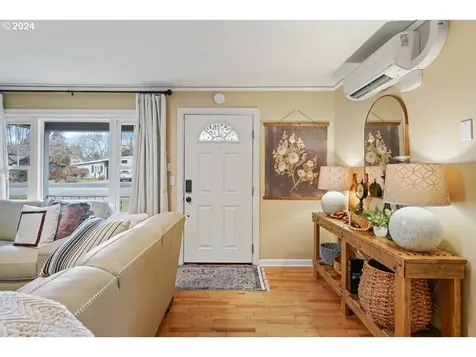 2070 Fairway Loop Eugene OR 97401